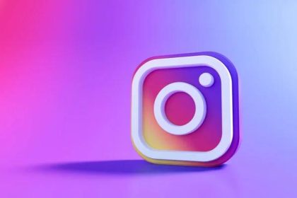 Snap, Scroll, Repeat The Subtle Addictions of Instagram Life