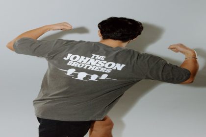 The Essential Guide to Command Modern Operations Official Merch